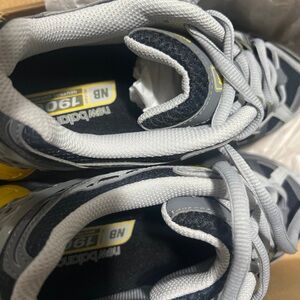 New Balance men Gray, Black & Yellow Athletic Sneakers never worn